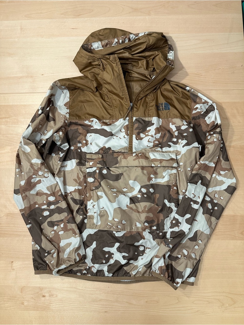 Men’s North Face Packable WindBreaker Medium